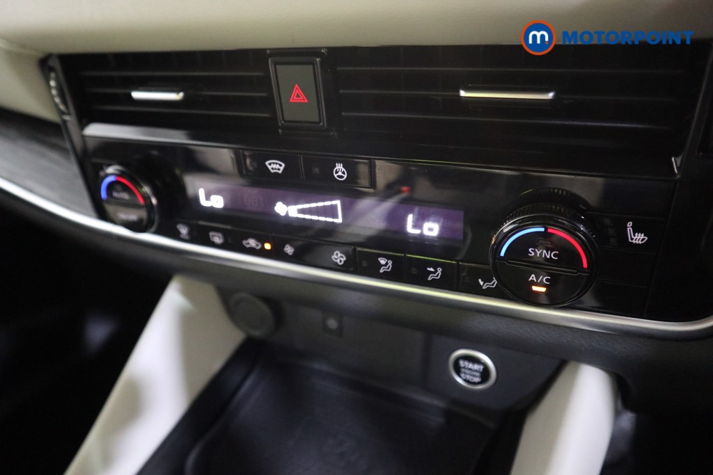 Nissan Qashqai Tekna Automatic Petrol SUV - Stock Number (1587689) - 7th supplementary image