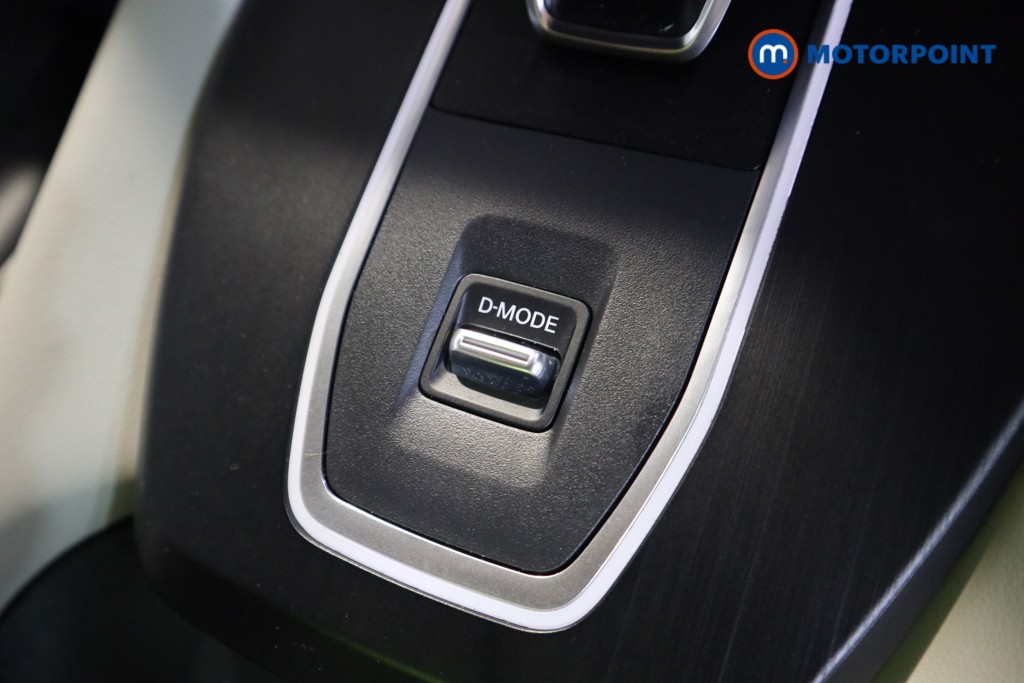 Nissan Qashqai Tekna Automatic Petrol SUV - Stock Number (1587689) - 10th supplementary image