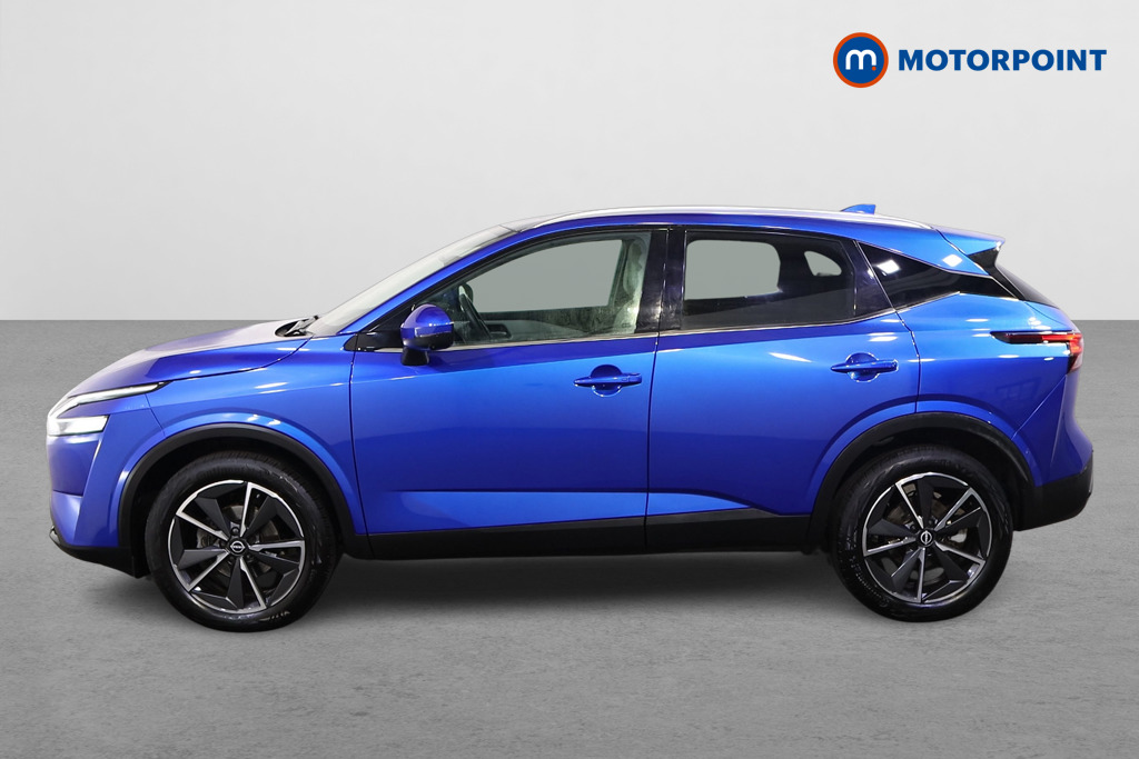 Nissan Qashqai Tekna Automatic Petrol SUV - Stock Number (1587689) - Passenger side