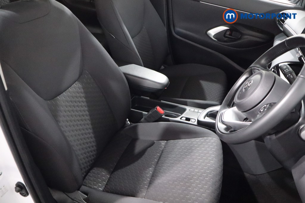 Toyota Yaris Cross Icon Automatic Petrol-Electric Hybrid Estate - Stock Number (1587968) - 24th supplementary image