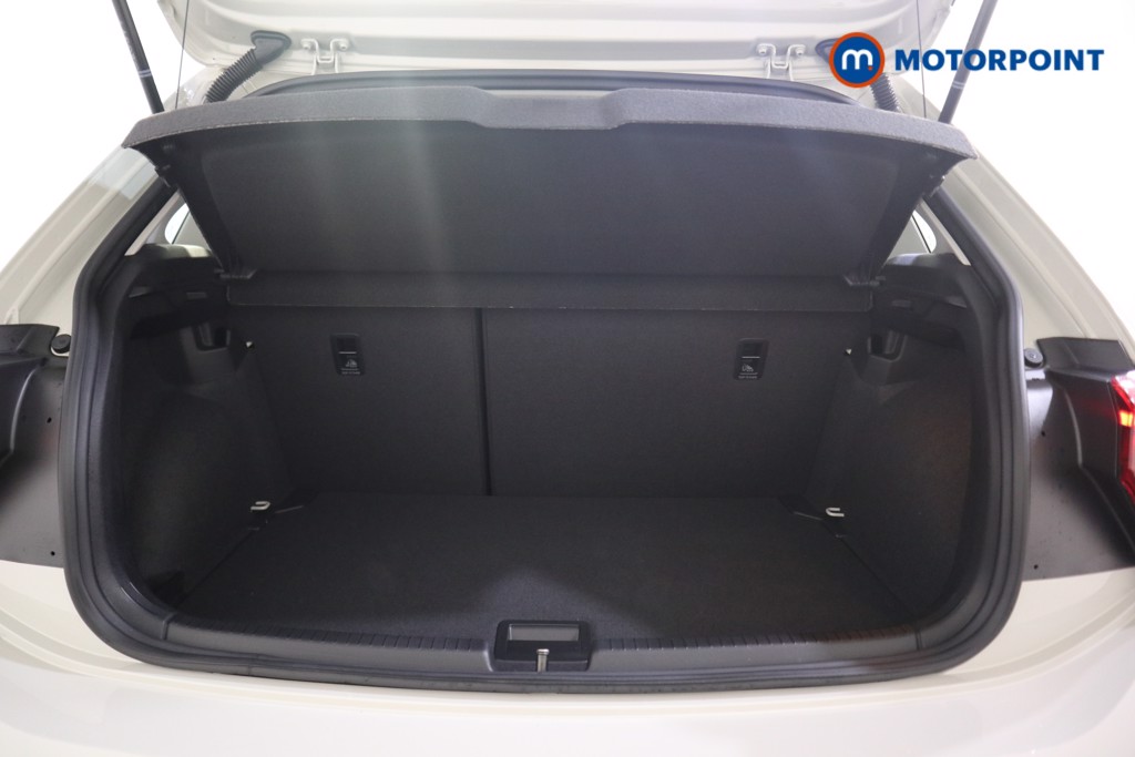 Volkswagen Polo Life Manual Petrol Hatchback - Stock Number (1588348) - 17th supplementary image