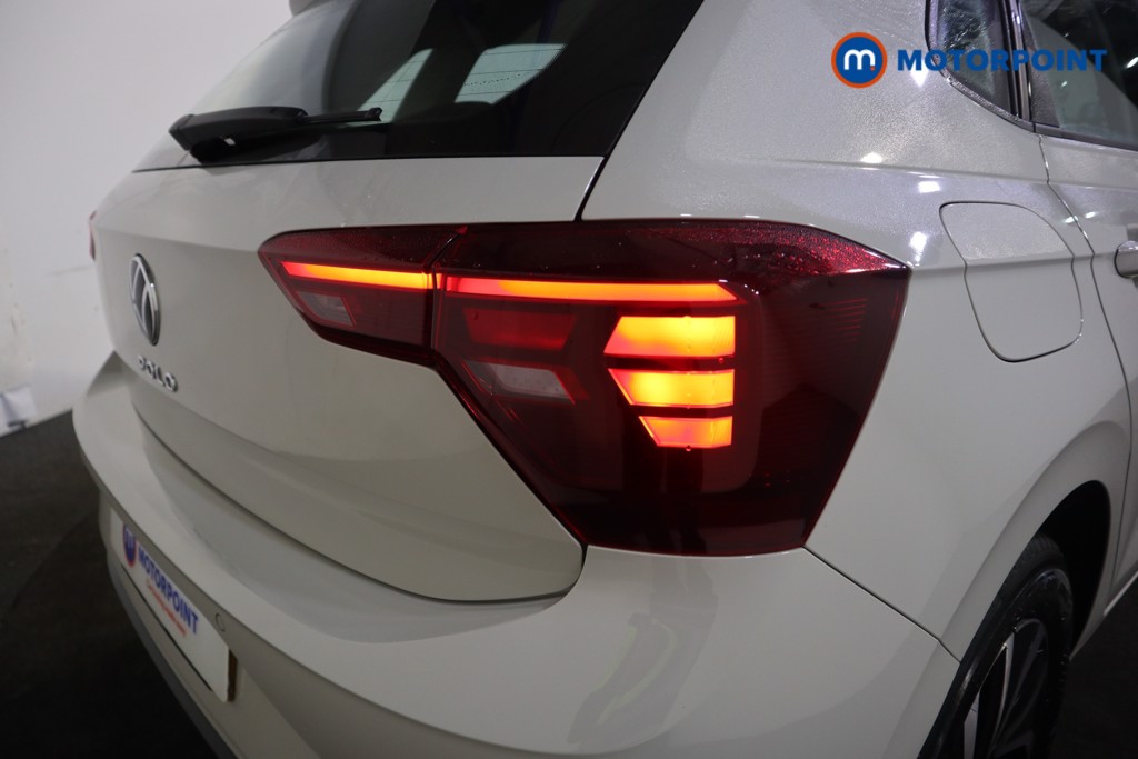 Volkswagen Polo Life Manual Petrol Hatchback - Stock Number (1588348) - 24th supplementary image