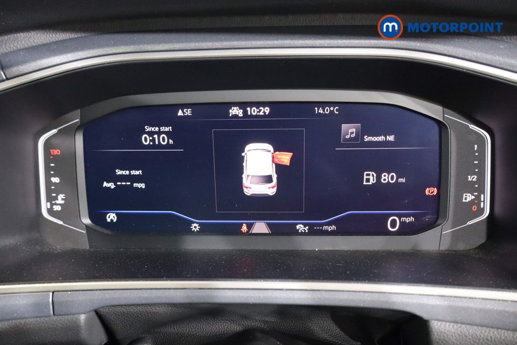 Volkswagen T-Roc Style Manual Diesel SUV - Stock Number (1581926) - 2nd supplementary image