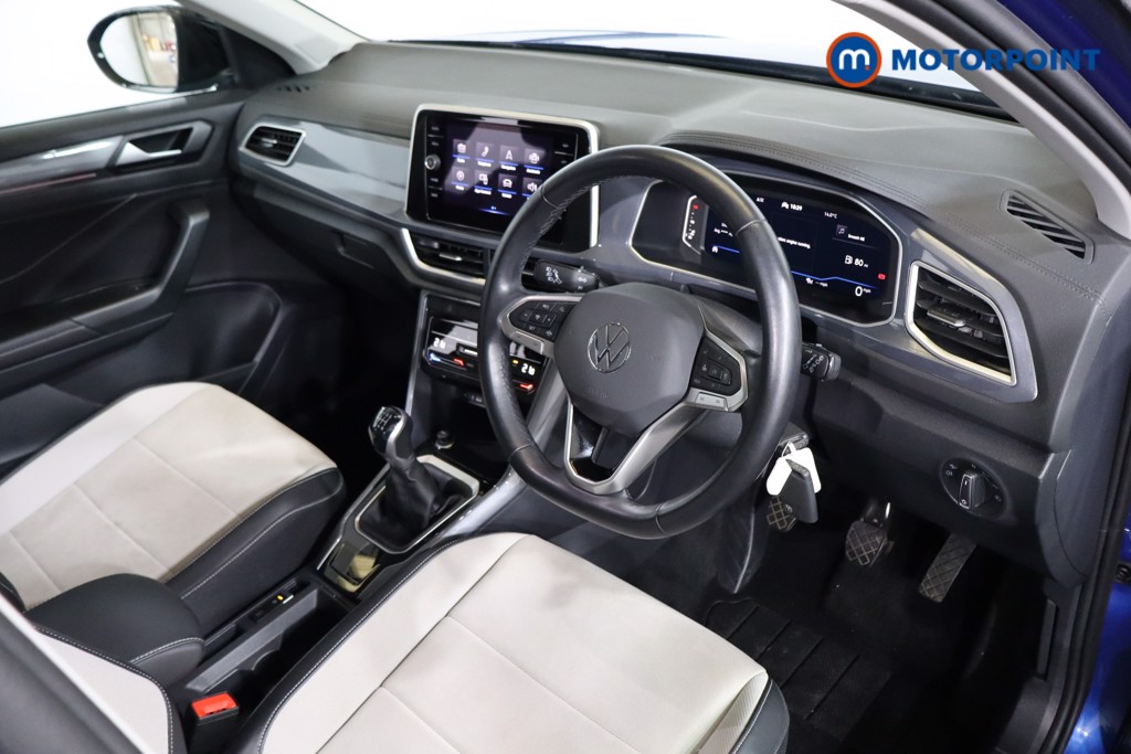 Volkswagen T-Roc Style Manual Diesel SUV - Stock Number (1581926) - 1st supplementary image