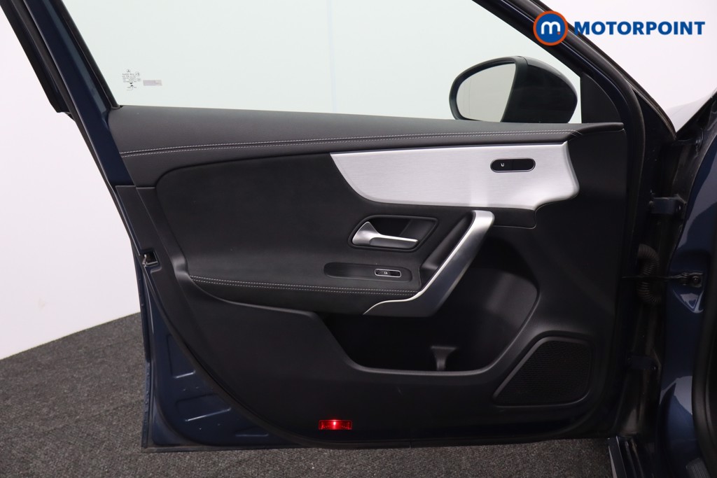 Mercedes-Benz A Class Amg Line Executive Edition Automatic Petrol Plug-In Hybrid Saloon - Stock Number (1582292) - 20th supplementary image