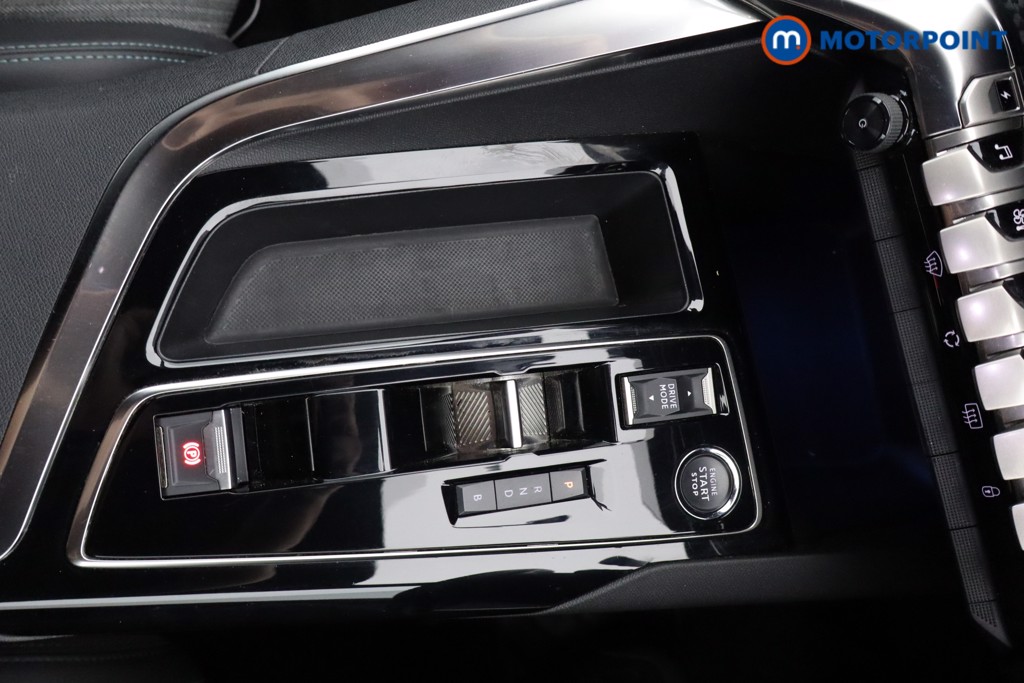 Peugeot 3008 Allure Automatic Petrol Plug-In Hybrid SUV - Stock Number (1583584) - 7th supplementary image