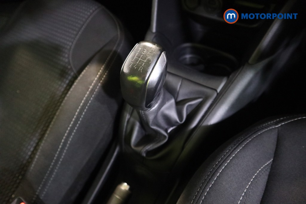Peugeot 208 Allure Manual Petrol Hatchback - Stock Number (1558261) - 8th supplementary image