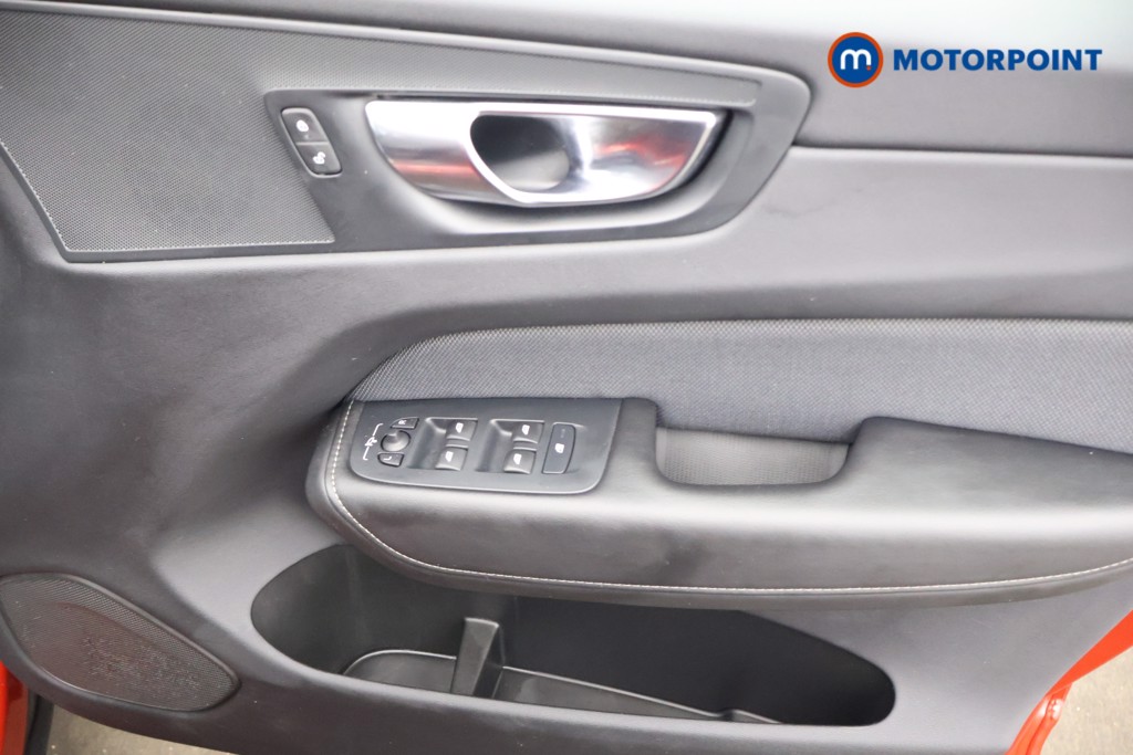 Volvo Xc60 R Design Automatic Diesel SUV - Stock Number (1565596) - 12th supplementary image