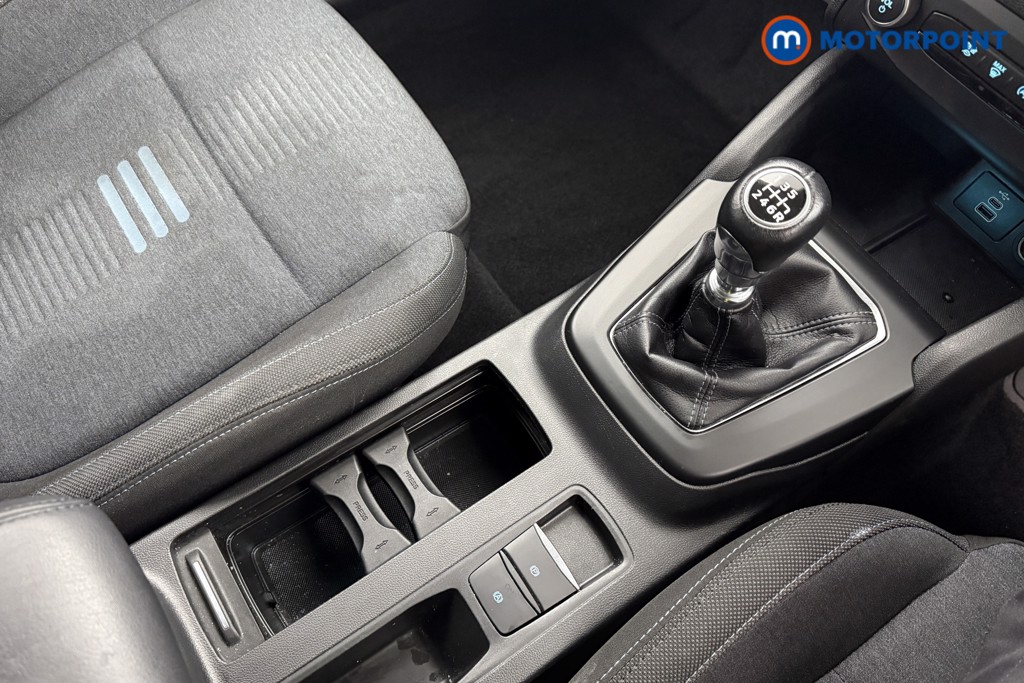 Ford Focus Active Manual Petrol Hatchback - Stock Number (1568610) - 14th supplementary image