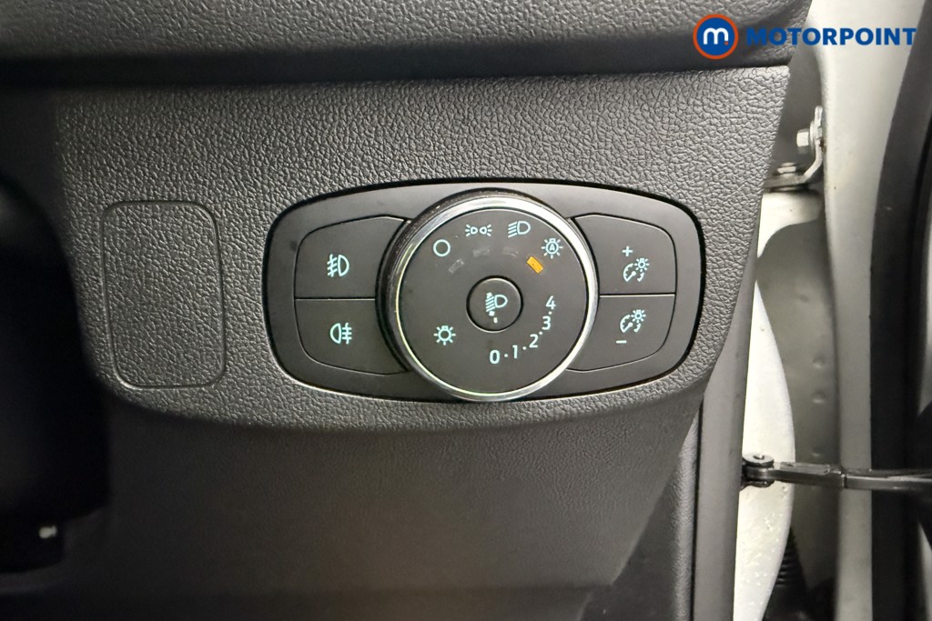 Ford Focus Active Manual Petrol Hatchback - Stock Number (1568610) - 15th supplementary image