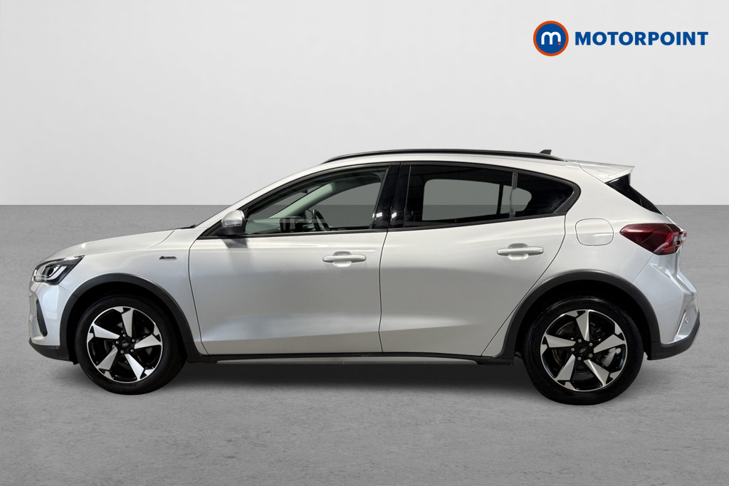 Ford Focus Active Manual Petrol Hatchback - Stock Number (1568610) - Passenger side