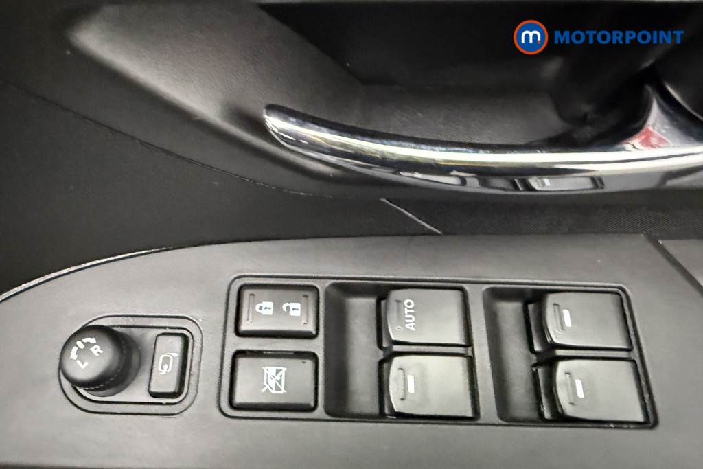 Suzuki S-Cross Motion Manual Petrol SUV - Stock Number (1569665) - 18th supplementary image