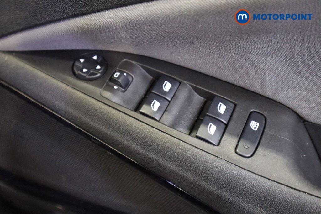 Vauxhall Crossland X Sport Nav Premium Manual Petrol SUV - Stock Number (1571630) - 11th supplementary image