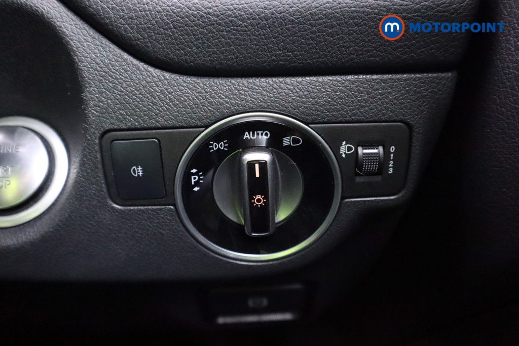 Mercedes-Benz GLA Amg Line Automatic Petrol SUV - Stock Number (1575029) - 9th supplementary image