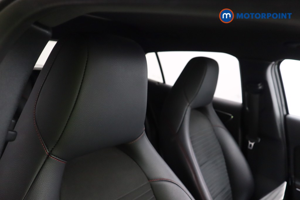 Mercedes-Benz GLA Amg Line Automatic Petrol SUV - Stock Number (1575029) - 14th supplementary image