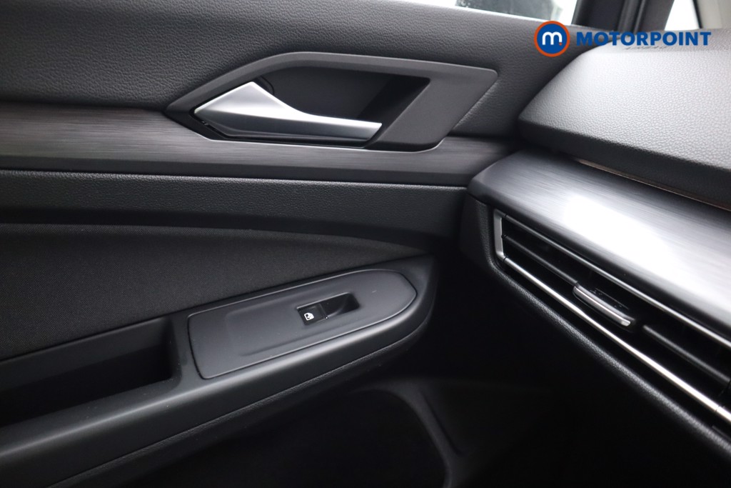 Volkswagen Golf Style Manual Petrol Hatchback - Stock Number (1575498) - 11th supplementary image
