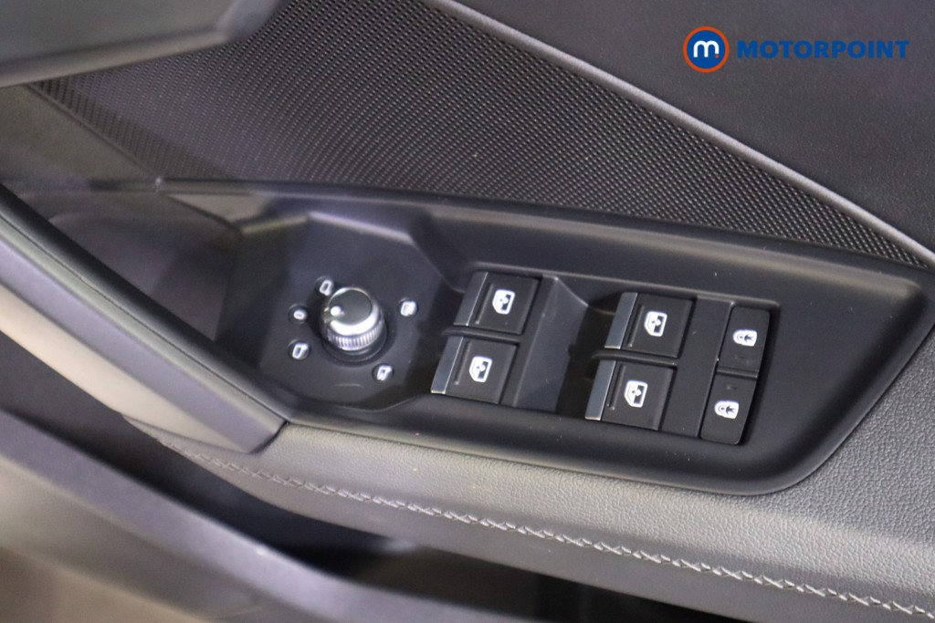 Audi A3 S Line Manual Petrol Hatchback - Stock Number (1576101) - 11th supplementary image