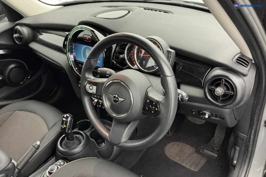 Mini Hatchback Cooper Classic Automatic Petrol Hatchback - Stock Number (1577138) - 7th supplementary image
