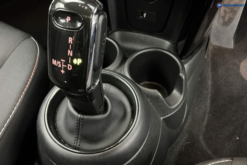 Mini Hatchback Cooper Classic Automatic Petrol Hatchback - Stock Number (1577138) - 14th supplementary image