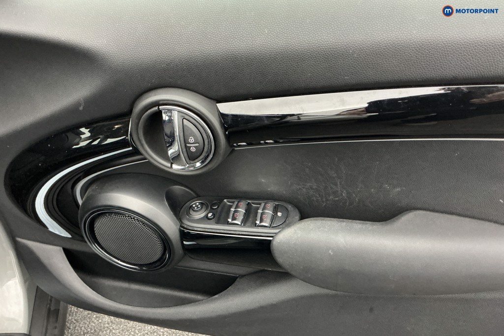 Mini Hatchback Cooper Classic Automatic Petrol Hatchback - Stock Number (1577138) - 21st supplementary image