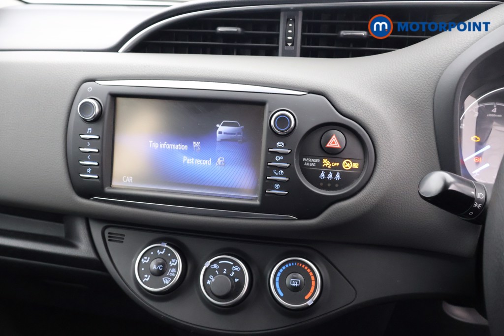Toyota Yaris Icon Manual Petrol Hatchback - Stock Number (1578016) - 5th supplementary image