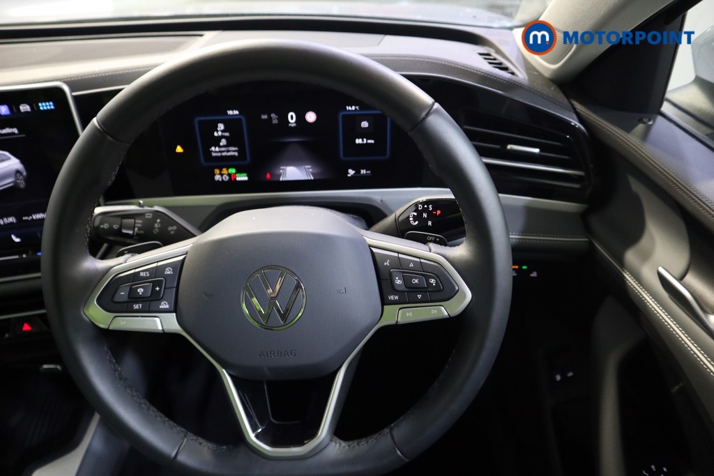 Volkswagen Passat Life Automatic Petrol Plug-In Hybrid Estate - Stock Number (1578106) - 2nd supplementary image