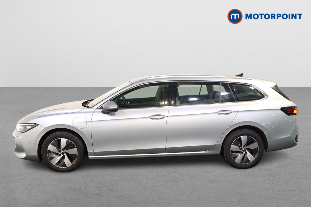 Volkswagen Passat Life Automatic Petrol Plug-In Hybrid Estate - Stock Number (1578106) - Passenger side