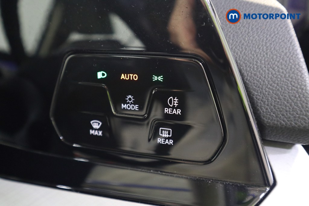 Volkswagen Golf Life Manual Petrol Hatchback - Stock Number (1579157) - 11th supplementary image