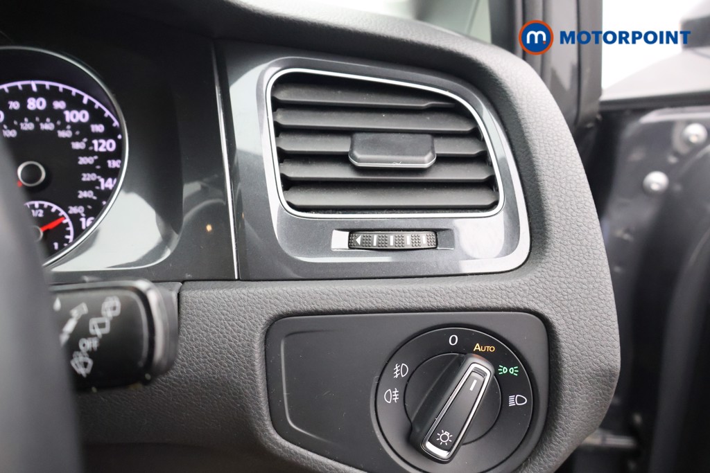 Volkswagen Golf Match Manual Diesel Hatchback - Stock Number (1580110) - 7th supplementary image