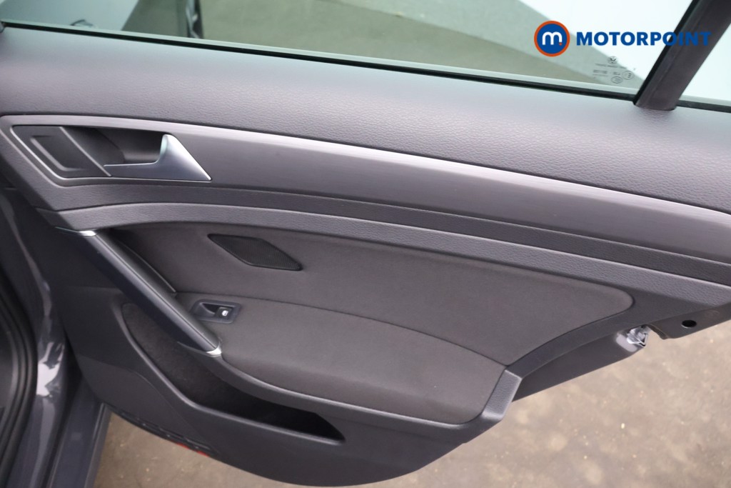 Volkswagen Golf Match Manual Diesel Hatchback - Stock Number (1580110) - 20th supplementary image