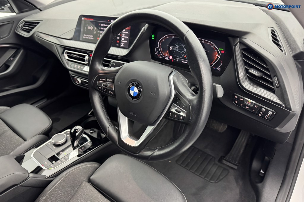 BMW 2 Series Sport Automatic Petrol Saloon - Stock Number (1582081) - 7th supplementary image