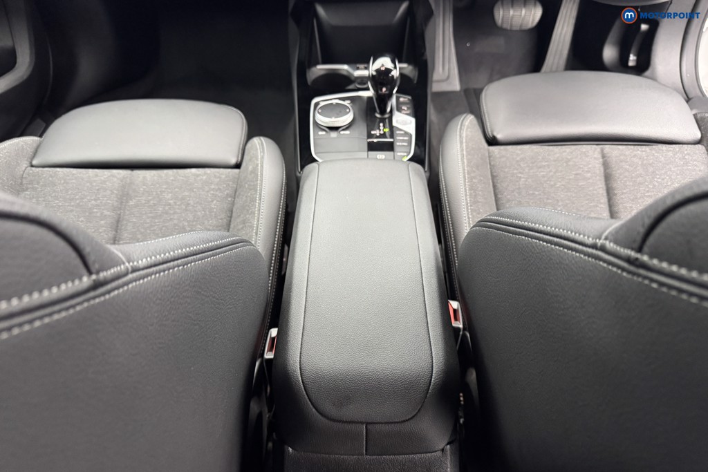 BMW 2 Series Sport Automatic Petrol Saloon - Stock Number (1582081) - 11th supplementary image