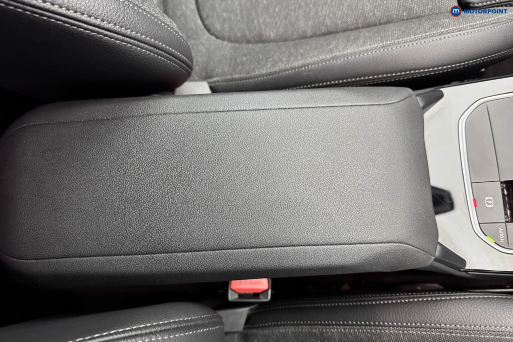BMW 2 Series Sport Automatic Petrol Saloon - Stock Number (1582081) - 13th supplementary image