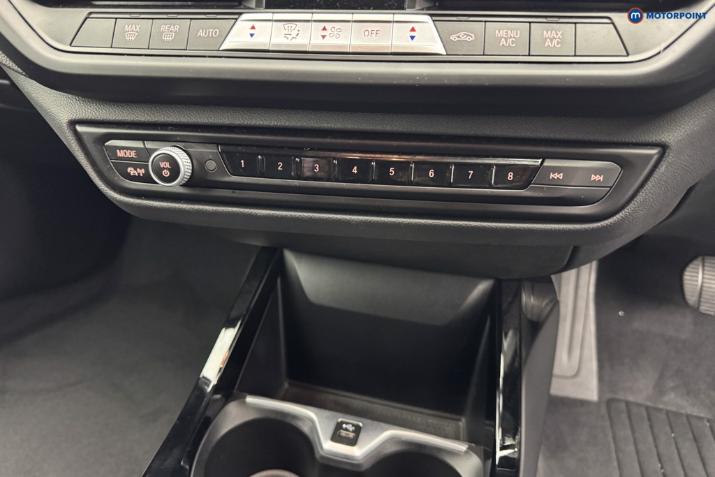 BMW 2 Series Sport Automatic Petrol Saloon - Stock Number (1582081) - 16th supplementary image
