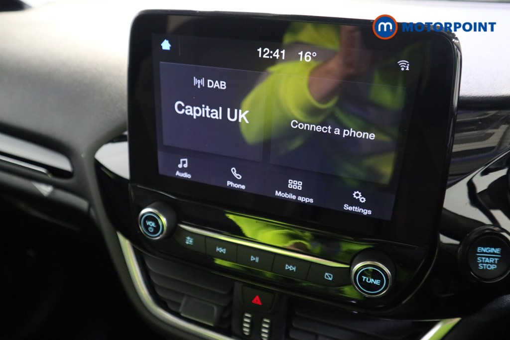 Ford Fiesta Titanium Manual Petrol Hatchback - Stock Number (1582549) - 6th supplementary image