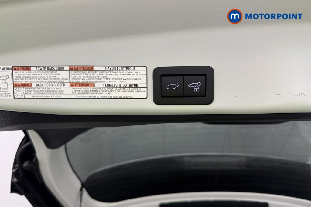 Toyota Yaris Cross Excel Automatic Petrol-Electric Hybrid Estate - Stock Number (1582561) - 12th supplementary image