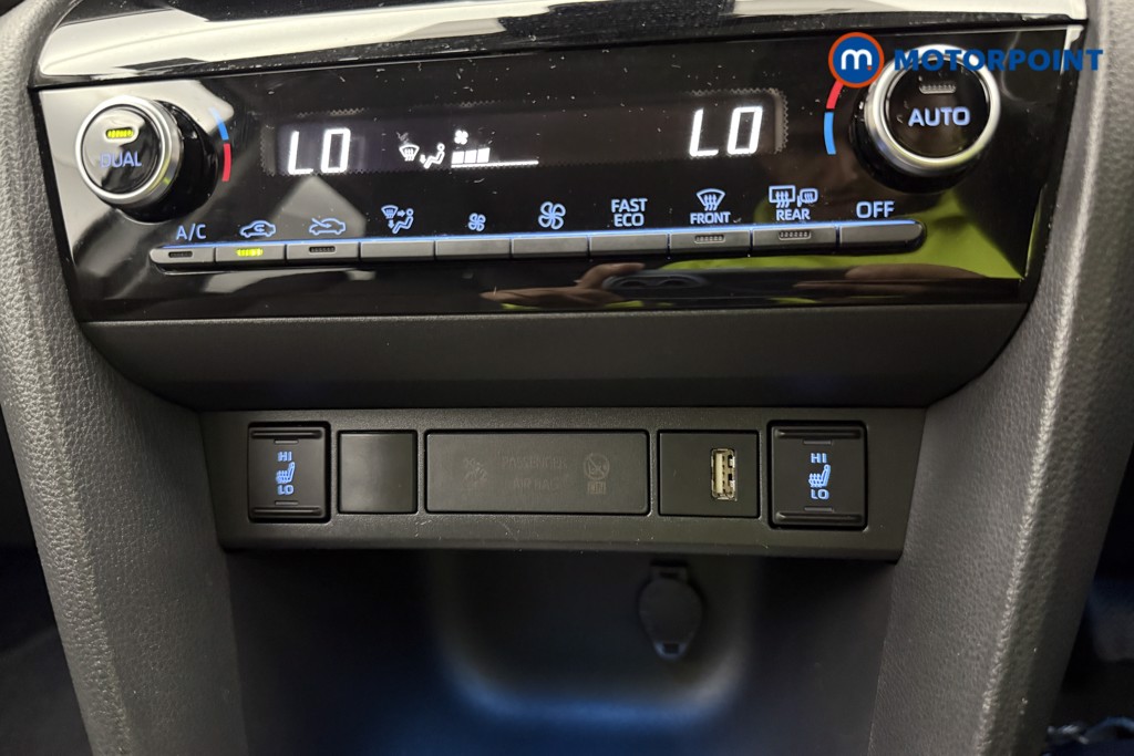 Toyota Yaris Cross Excel Automatic Petrol-Electric Hybrid Estate - Stock Number (1582561) - 26th supplementary image