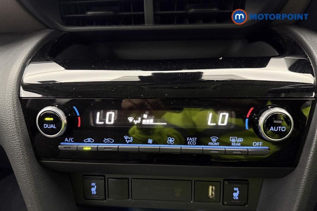 Toyota Yaris Cross Excel Automatic Petrol-Electric Hybrid Estate - Stock Number (1582561) - 27th supplementary image