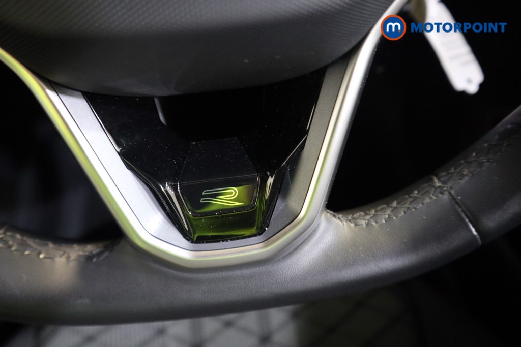 Volkswagen Taigo R-Line Automatic Petrol SUV - Stock Number (1582623) - 5th supplementary image