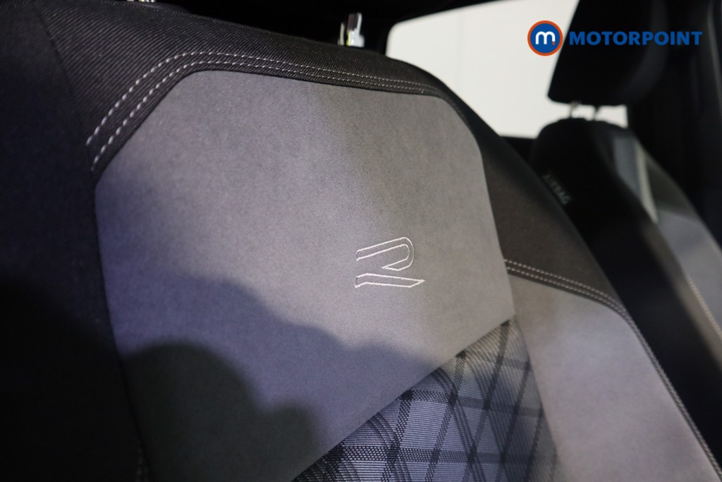 Volkswagen Taigo R-Line Automatic Petrol SUV - Stock Number (1582623) - 15th supplementary image