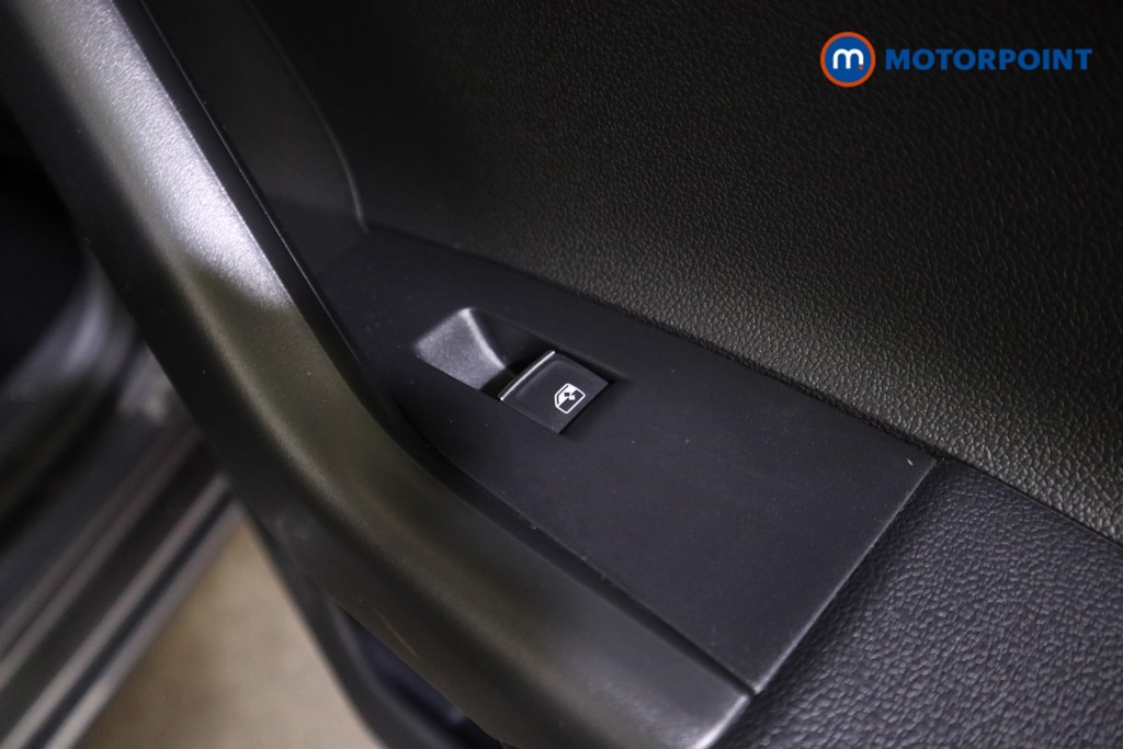 Volkswagen Taigo R-Line Automatic Petrol SUV - Stock Number (1582623) - 19th supplementary image