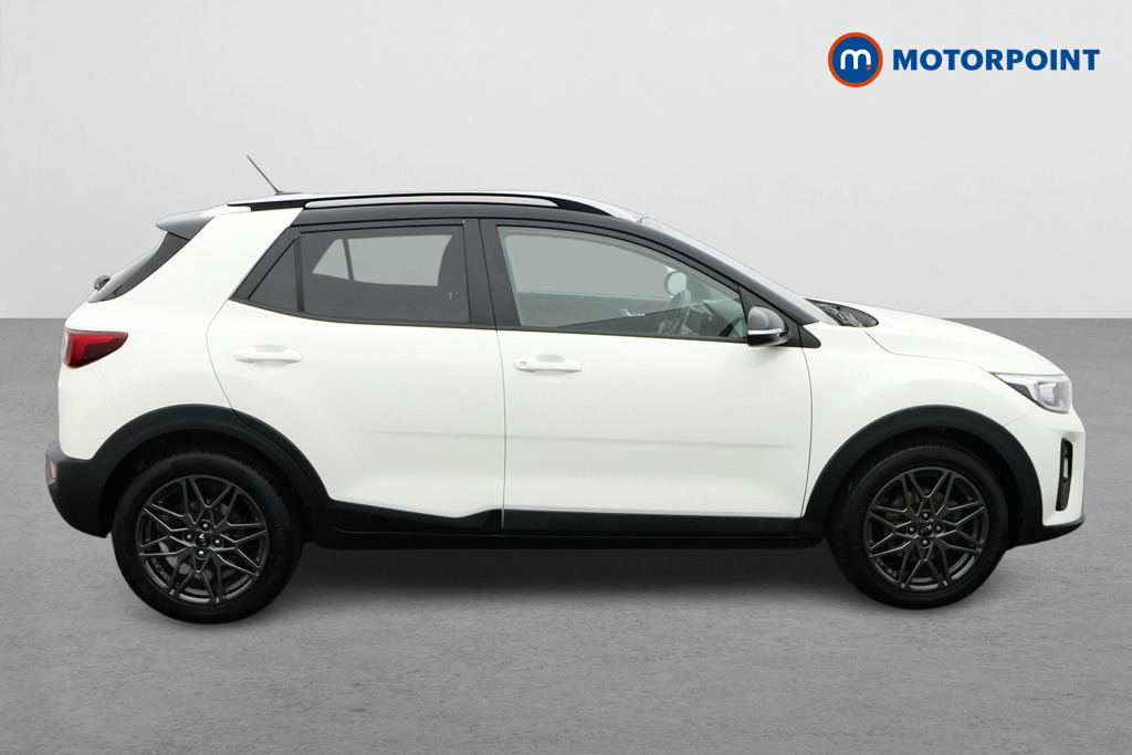 KIA Stonic Maxx Manual Petrol SUV - Stock Number (1582717) - Drivers side