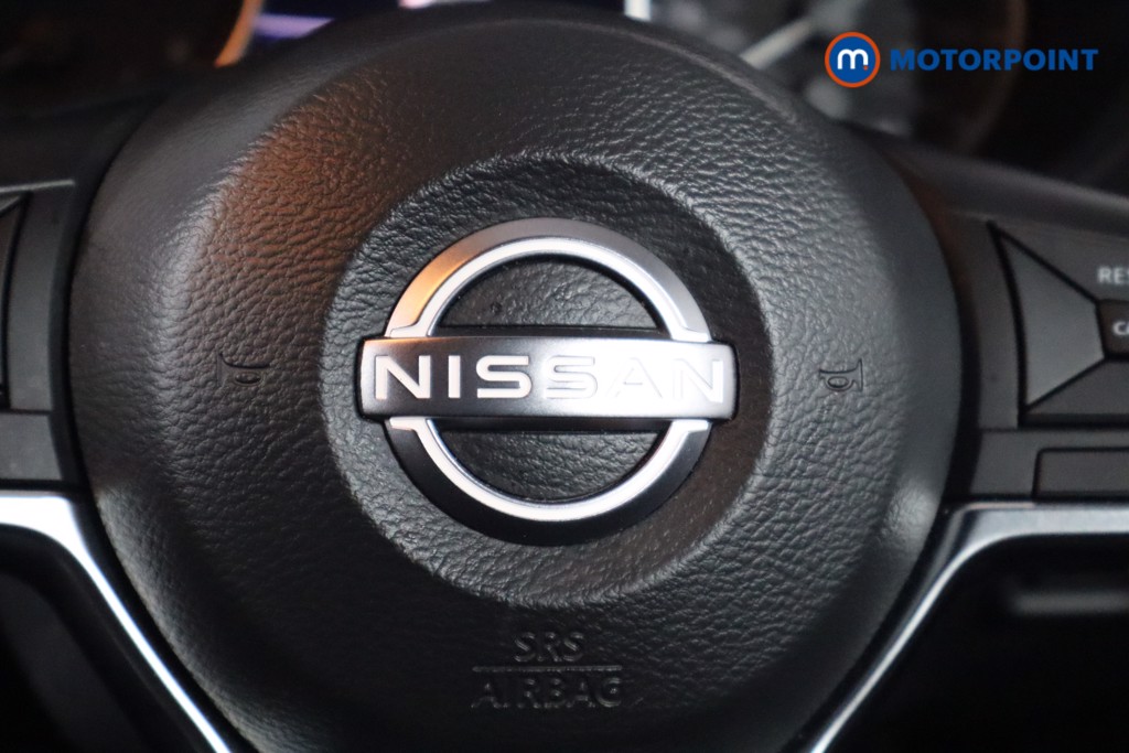Nissan Juke N-Connecta Manual Petrol SUV - Stock Number (1584273) - 17th supplementary image