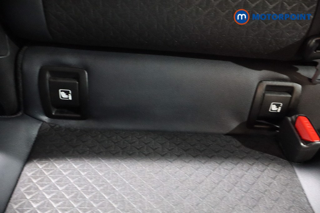 Nissan Juke N-Connecta Manual Petrol SUV - Stock Number (1584273) - 24th supplementary image