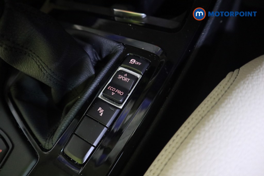 BMW X1 Xline Manual Petrol SUV - Stock Number (1584409) - 9th supplementary image