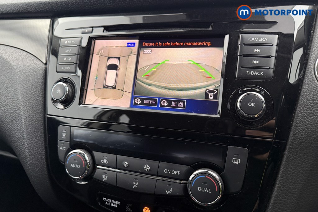 Nissan Qashqai N-Connecta Manual Petrol SUV - Stock Number (1584638) - 9th supplementary image