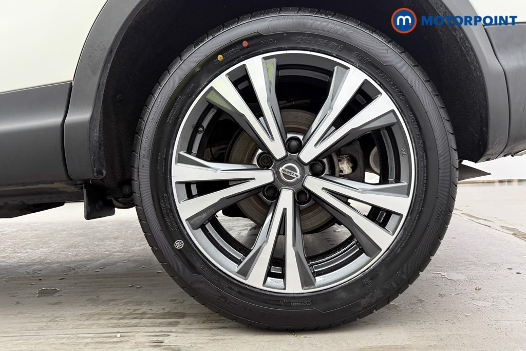 Nissan Qashqai N-Connecta Manual Petrol SUV - Stock Number (1584638) - 28th supplementary image