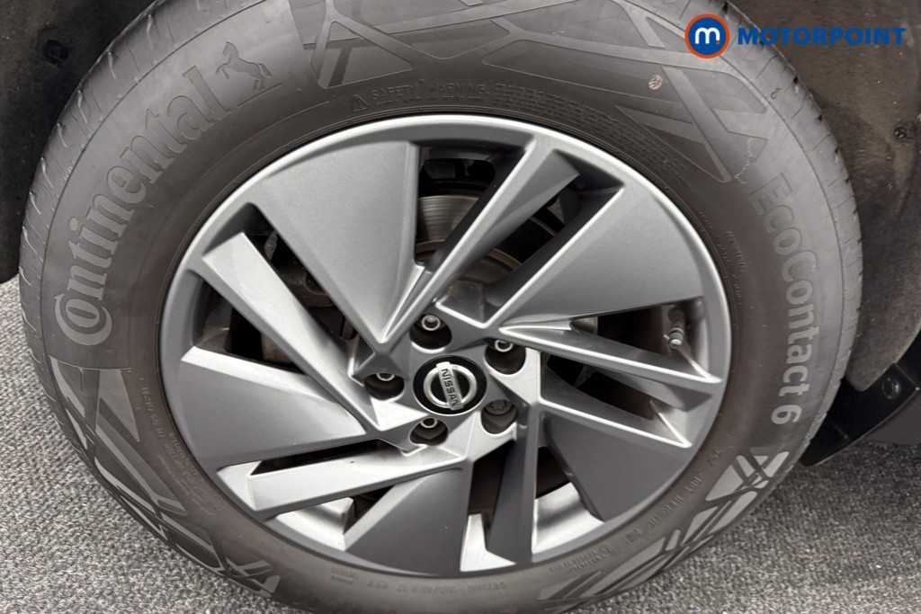 Nissan Qashqai Acenta Premium Manual Petrol SUV - Stock Number (1584954) - 27th supplementary image