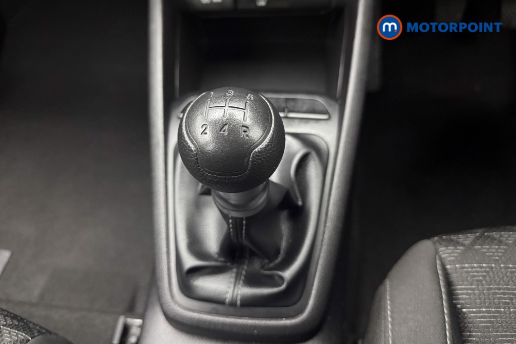 KIA RIO 1 Manual Petrol Hatchback - Stock Number (1585373) - 5th supplementary image