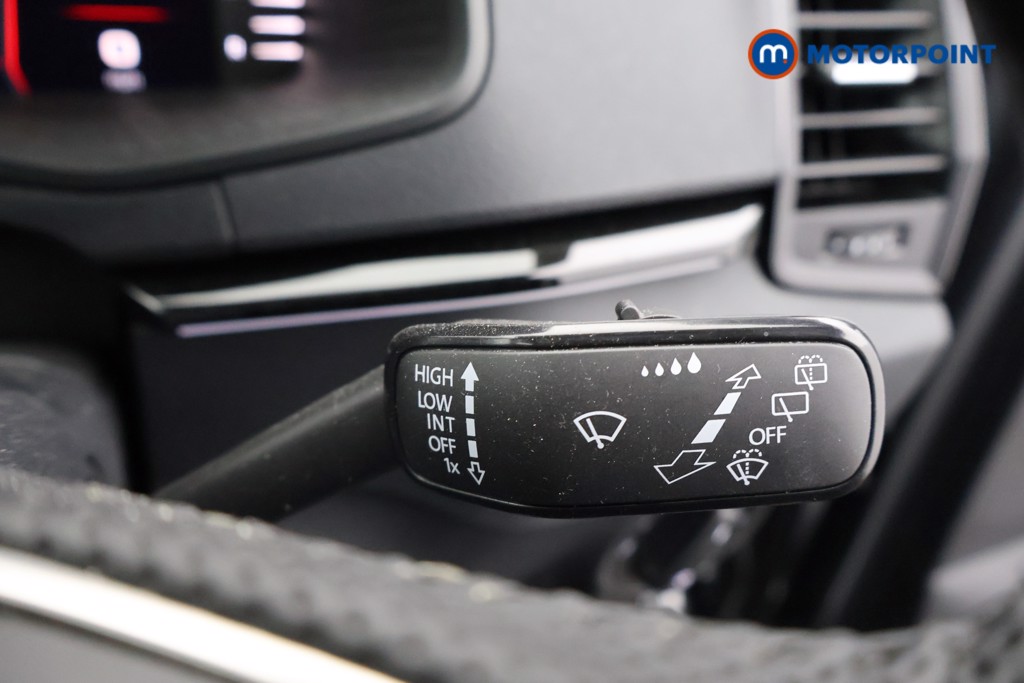 Skoda Karoq Sportline Edition Manual Petrol SUV - Stock Number (1585886) - 7th supplementary image